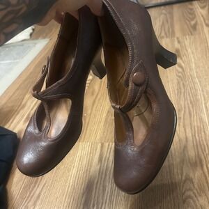 Softinos Women's Brown Leather T-Strap Button Heel Shoes Size 9M